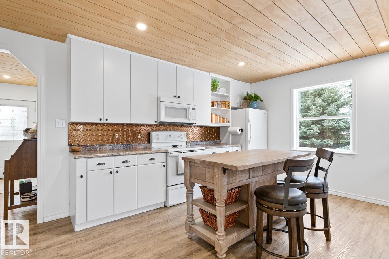 57332 RGE ROAD 213A, Rural Sturgeon County