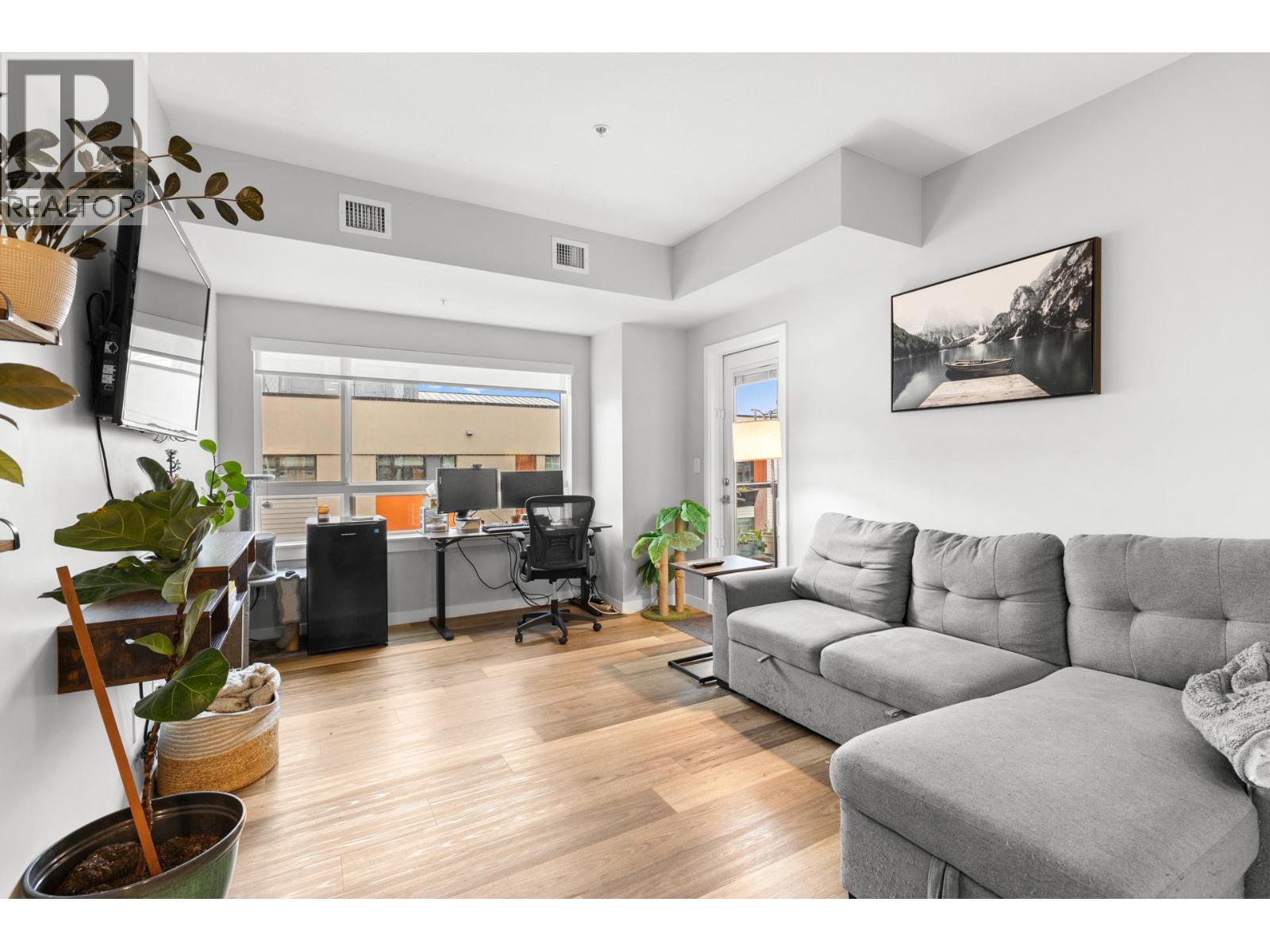 409 722 Valley Road, Kelowna