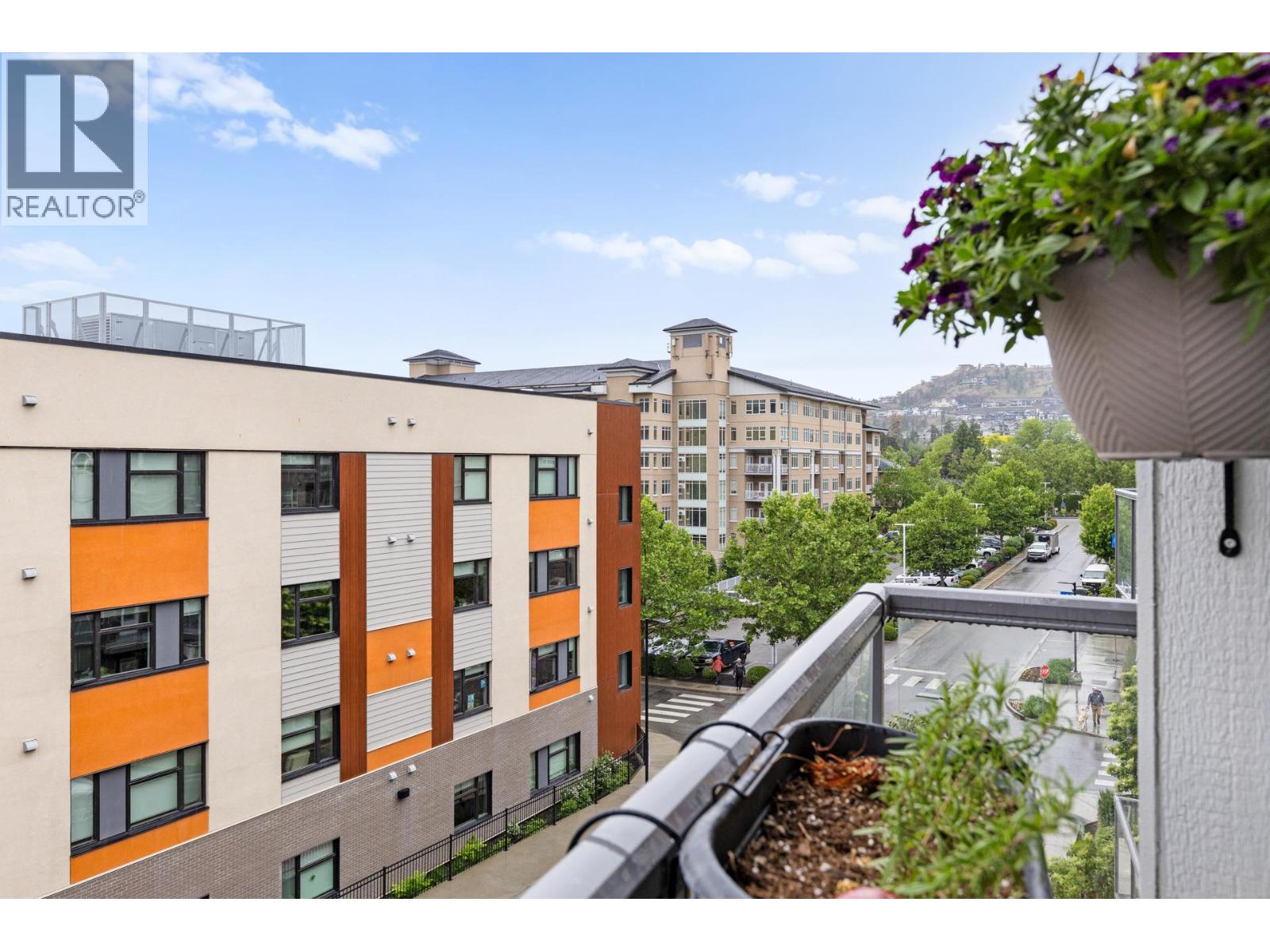 409 722 Valley Road, Kelowna