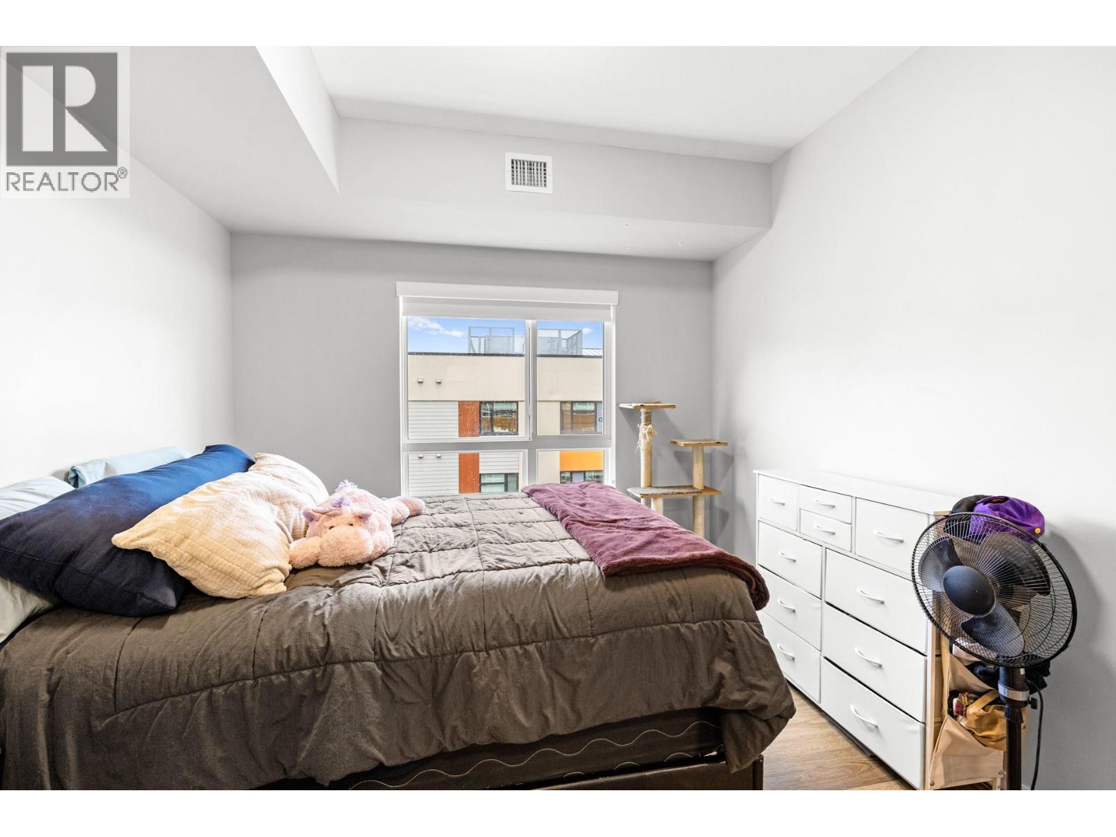 409 722 Valley Road, Kelowna