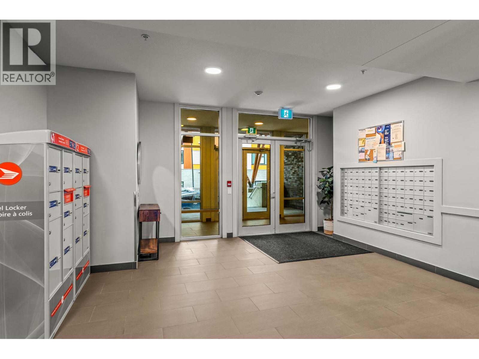 409 722 Valley Road, Kelowna