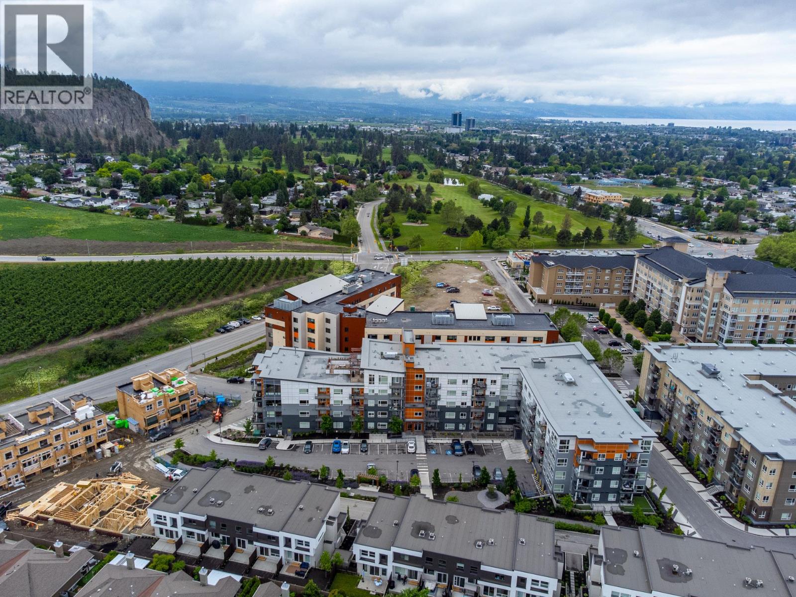 409 722 Valley Road, Kelowna