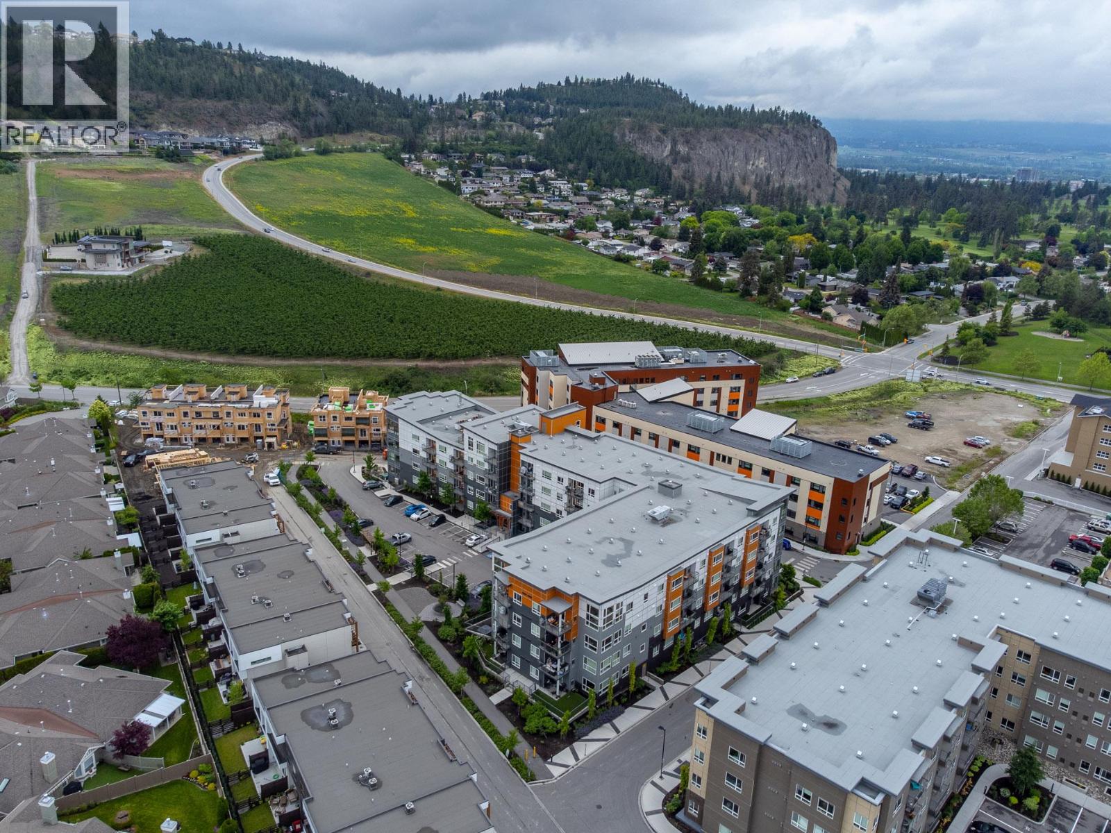 409 722 Valley Road, Kelowna