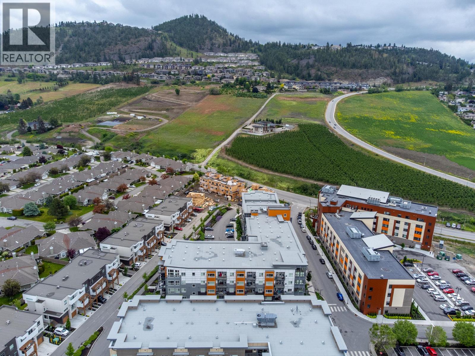 409 722 Valley Road, Kelowna