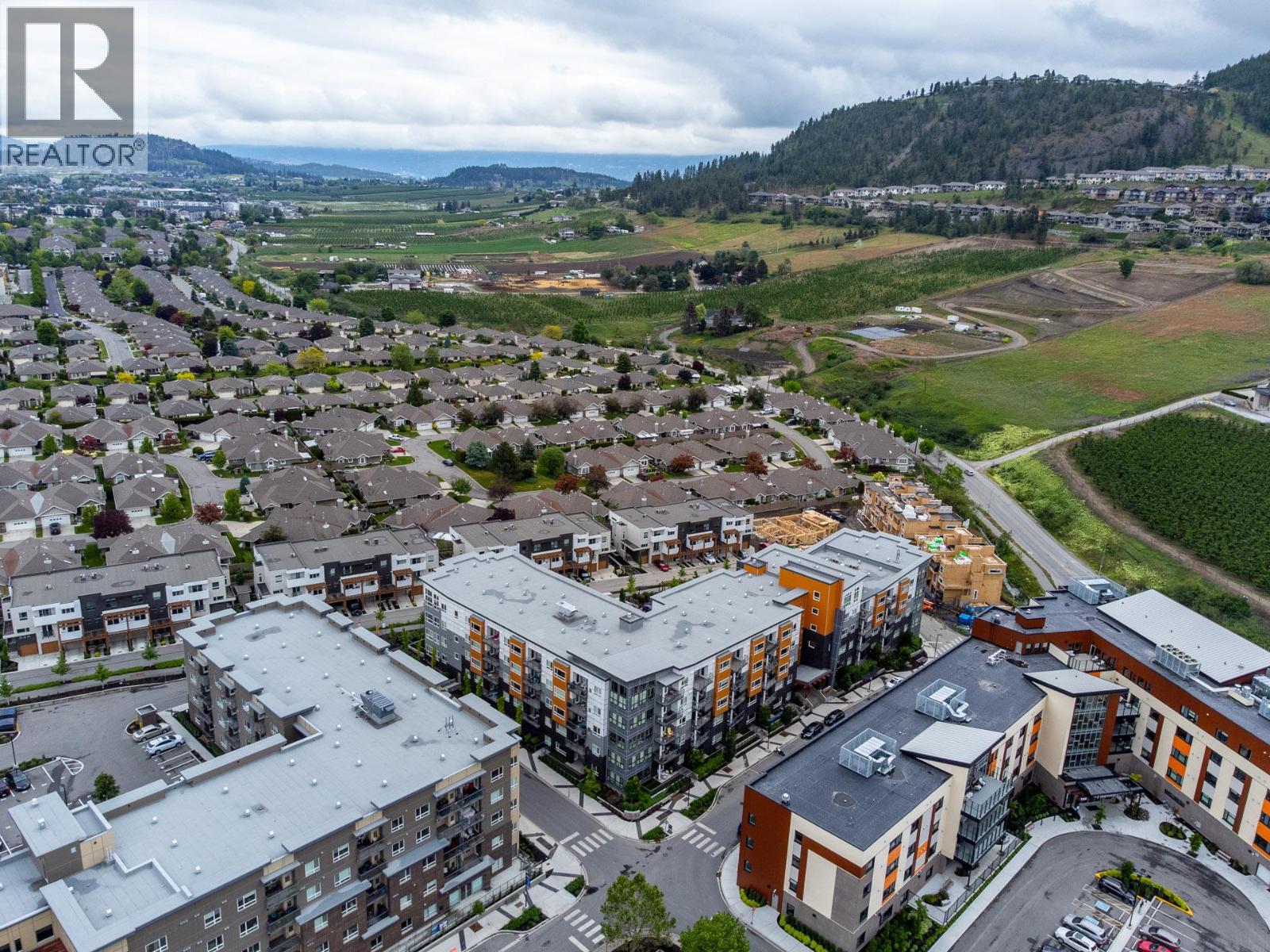 409 722 Valley Road, Kelowna