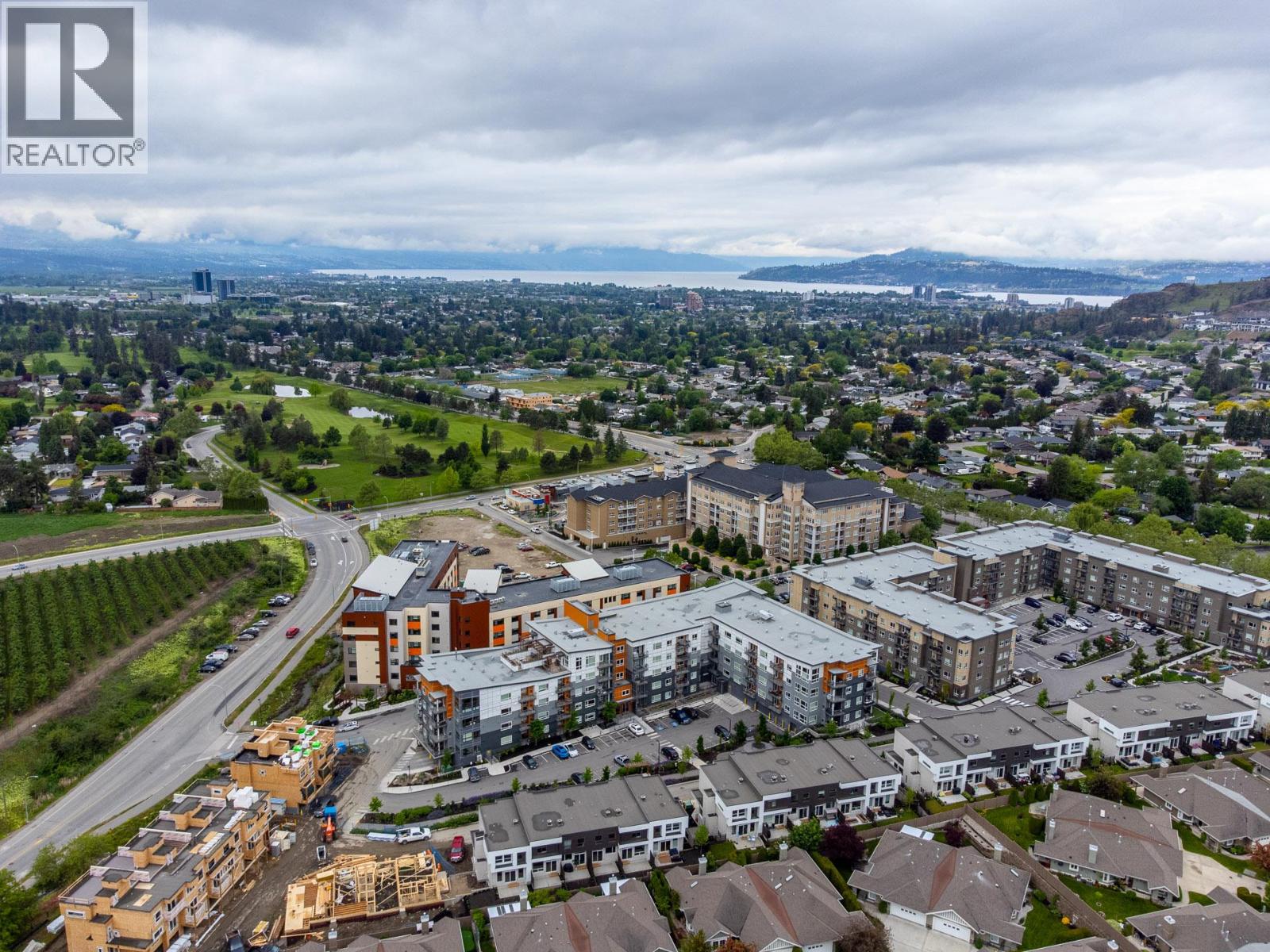 409 722 Valley Road, Kelowna