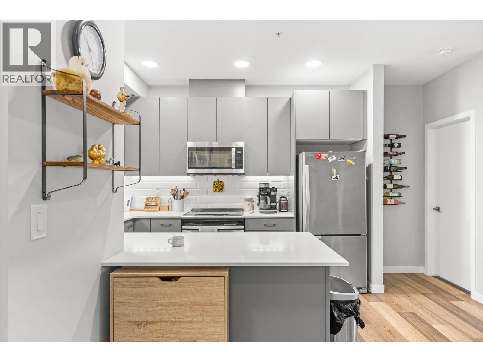 409 722 Valley Road, Kelowna