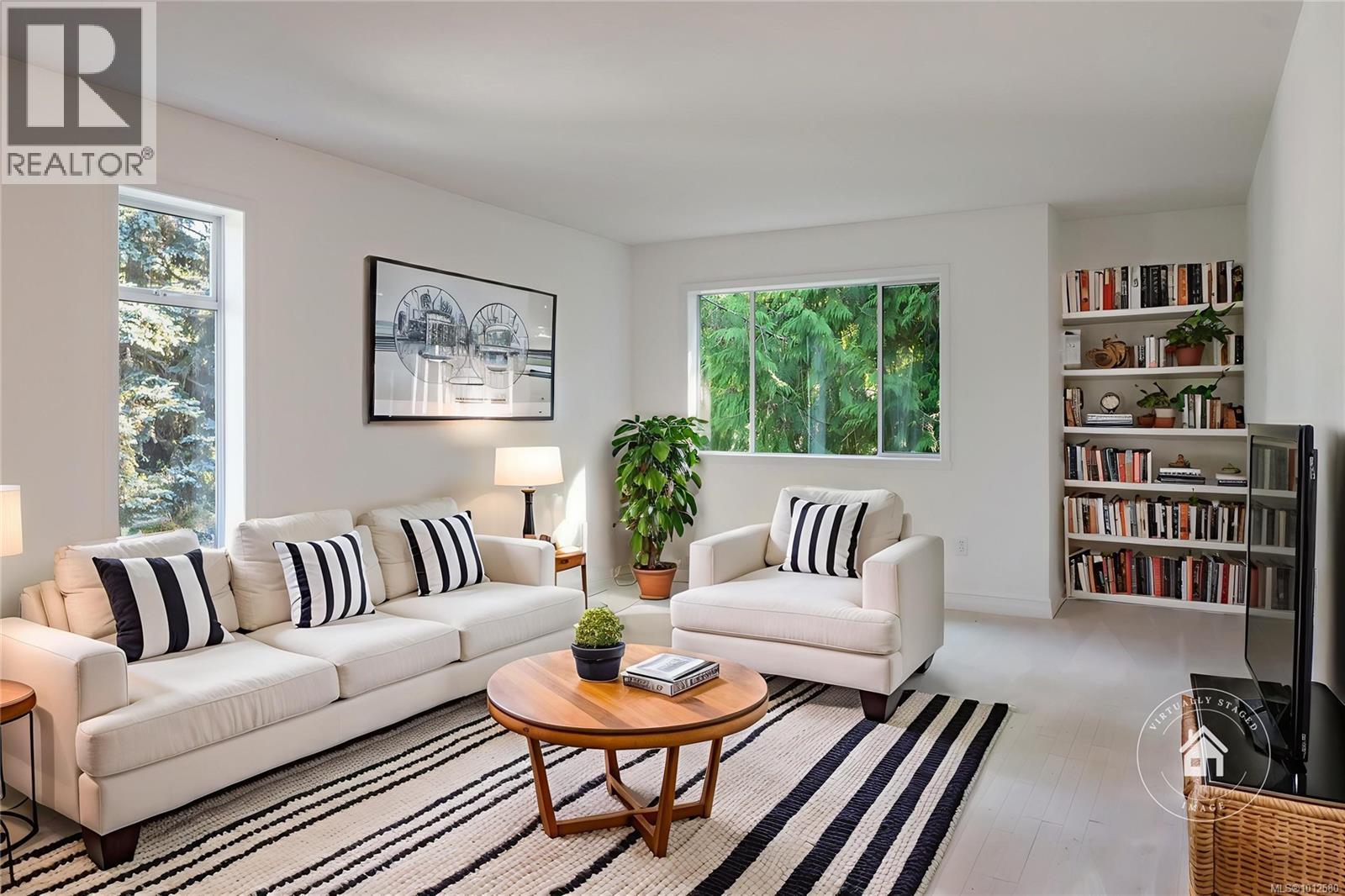 9 141 Sixth Ave - Photo 2 of 20, Qualicum Beach, British Columbia