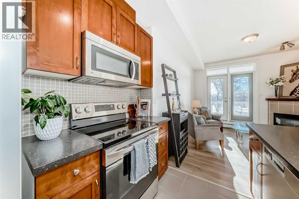 Single Family House for Sale in   Hemlock Crescent SW Spruce Cliff Calgary 