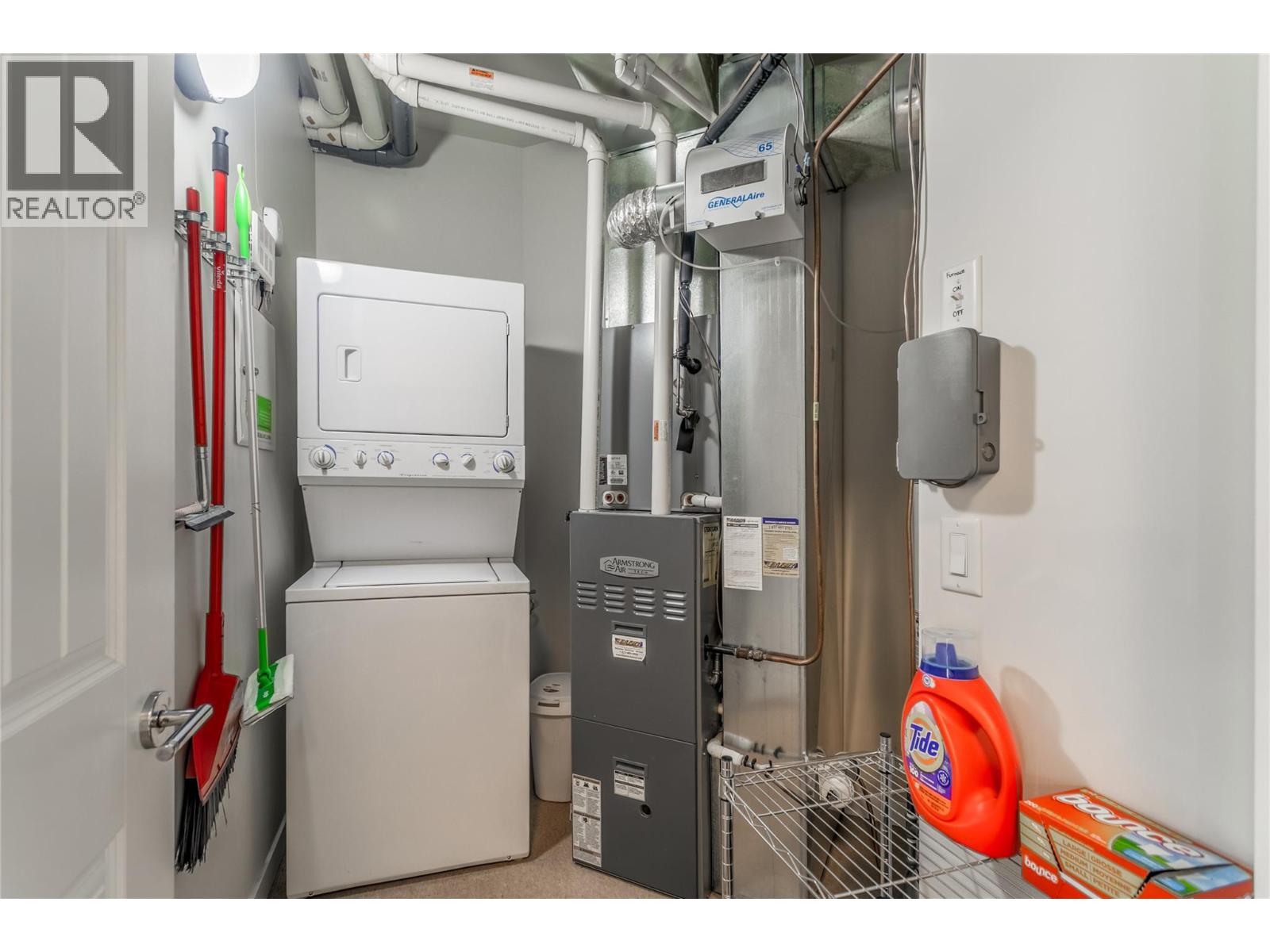 311 1933 Ambrosi Road, Kelowna