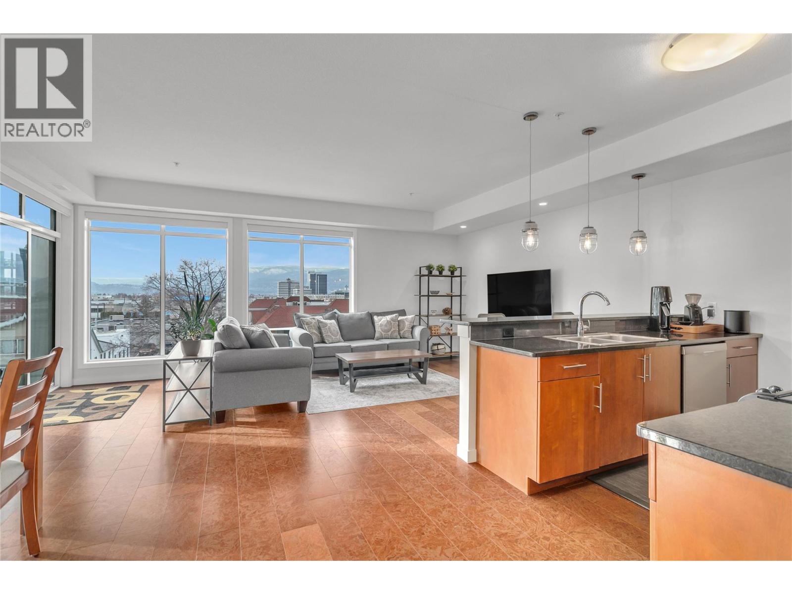 311 1933 Ambrosi Road, Kelowna