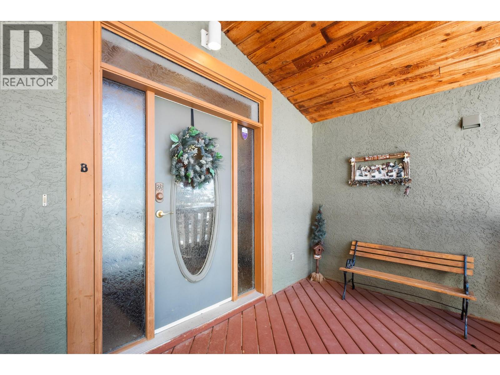 B 4940 Snowpines Road, Big White