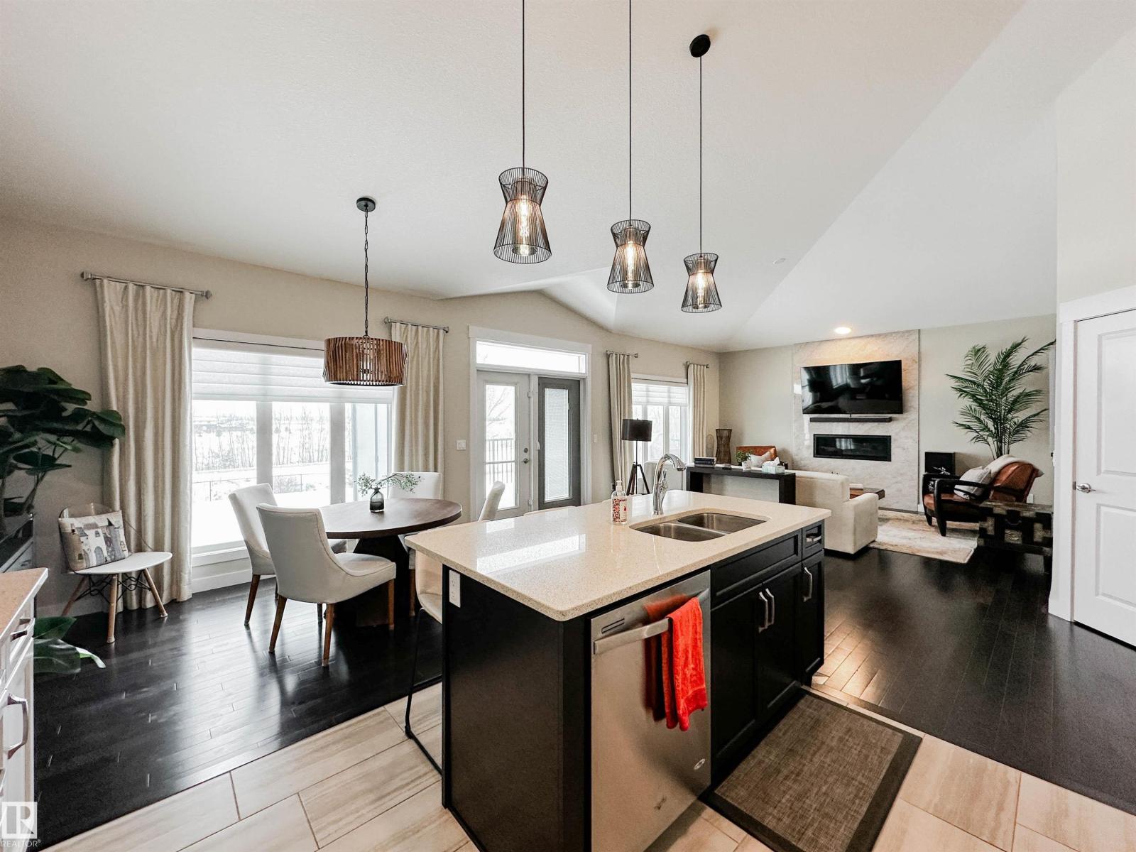 31 LEGACY TC, St. Albert