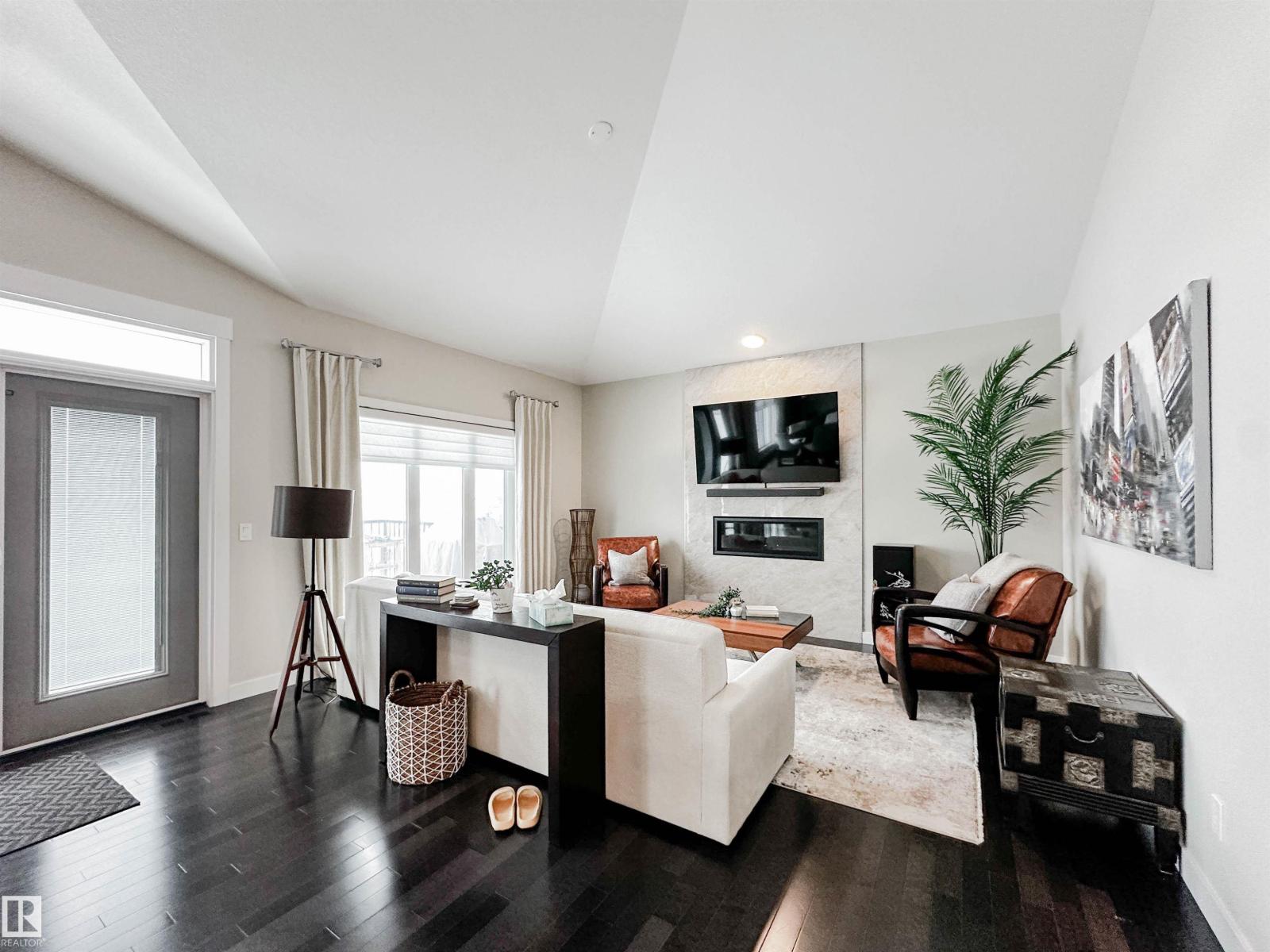 31 LEGACY TC, St. Albert