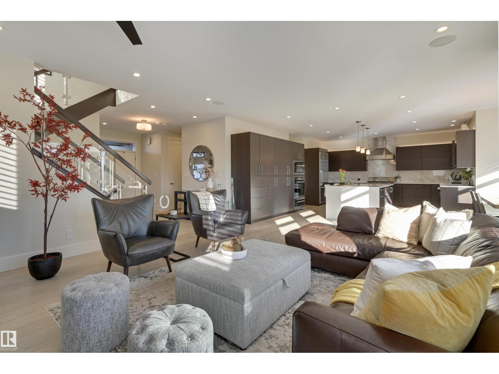 805 DRYSDALE RUN RU NW, Edmonton