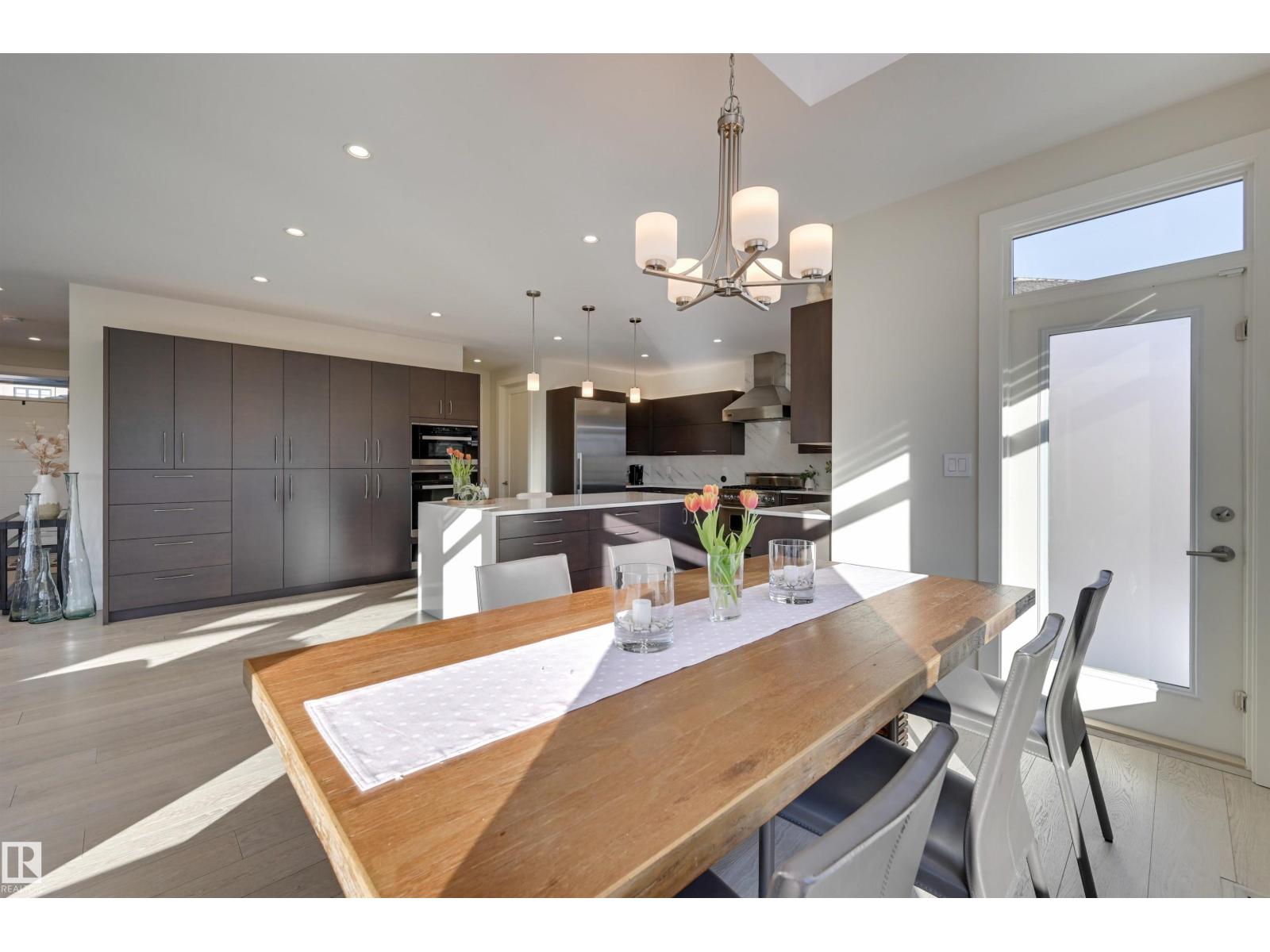 805 DRYSDALE RUN RU NW, Edmonton