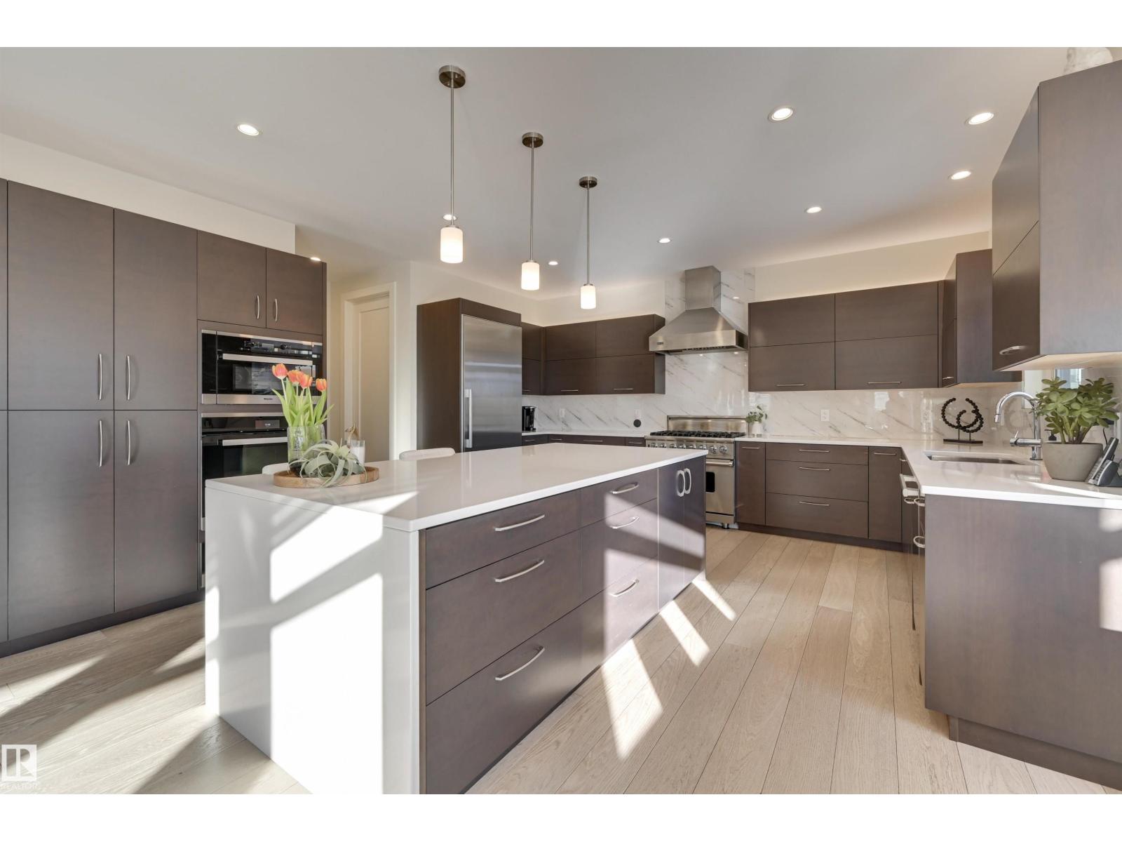 805 DRYSDALE RUN RU NW, Edmonton