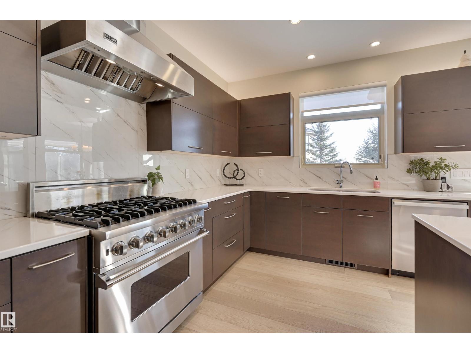 805 DRYSDALE RUN RU NW, Edmonton