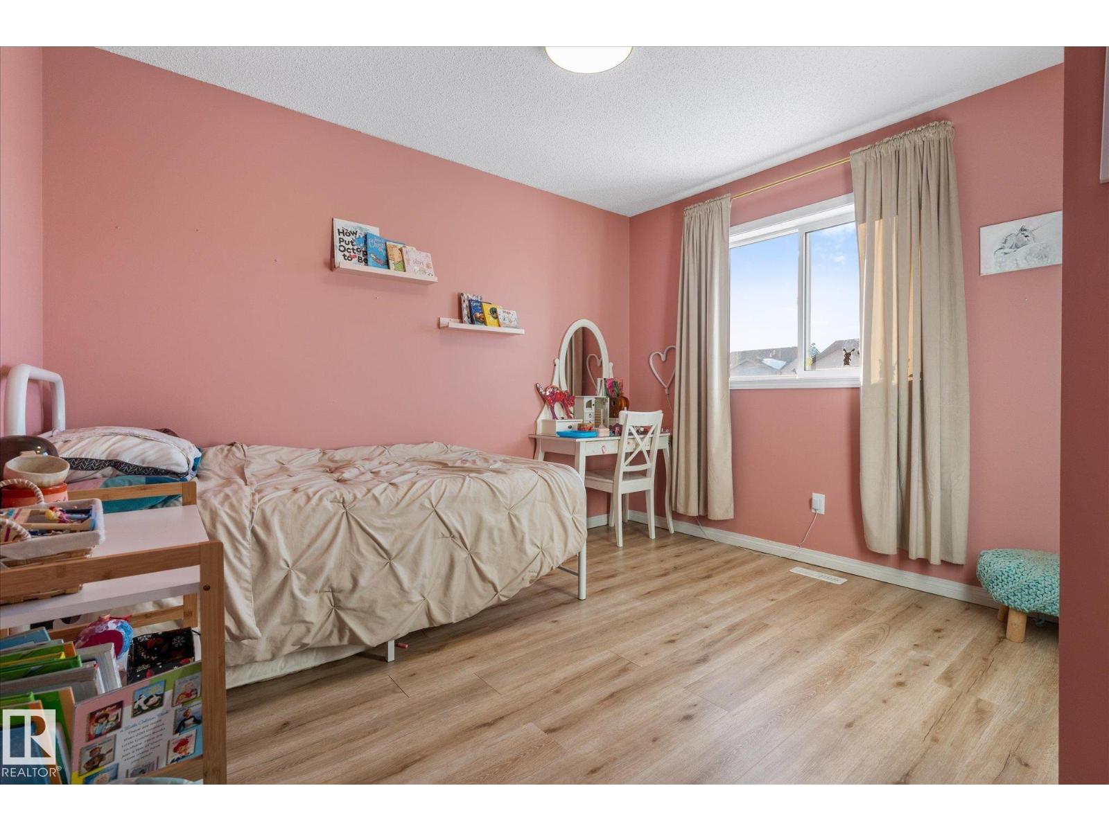 14 WISTERIA LN, Fort Saskatchewan