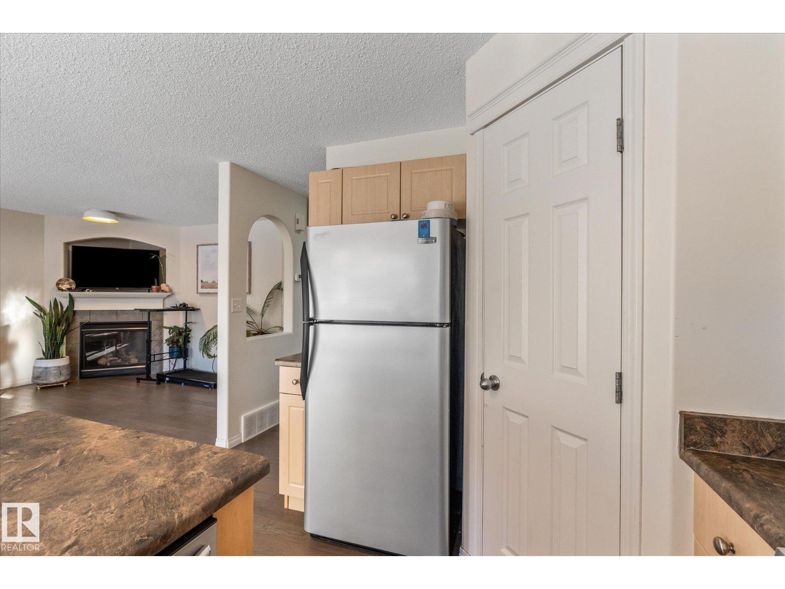 14 WISTERIA LN, Fort Saskatchewan