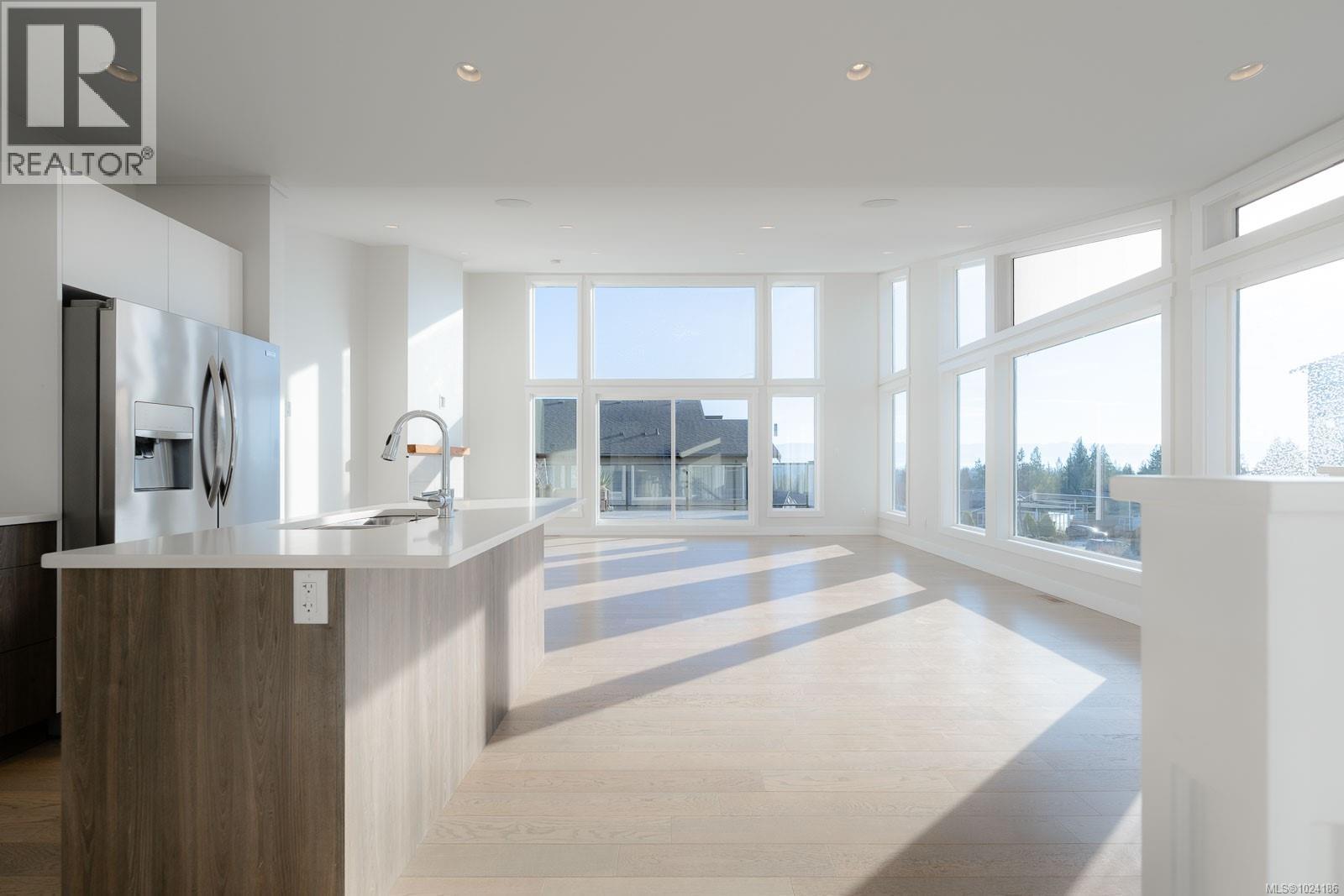 2211 Winfield Dr, Sooke