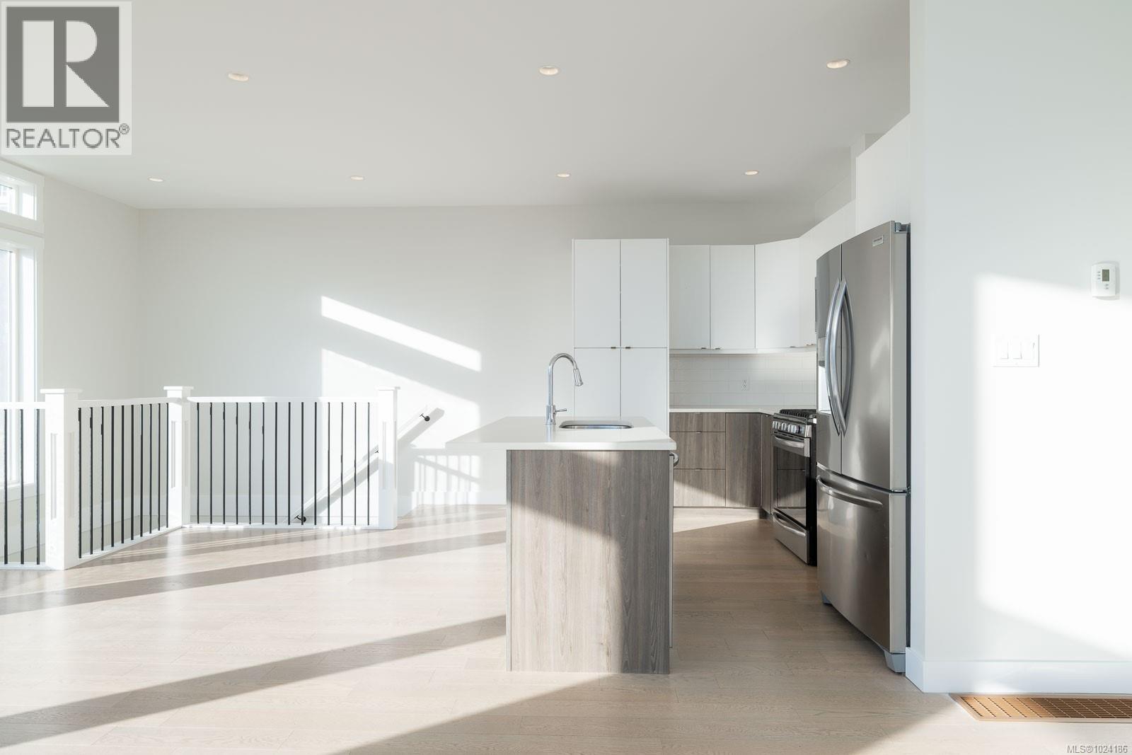 2211 Winfield Dr, Sooke