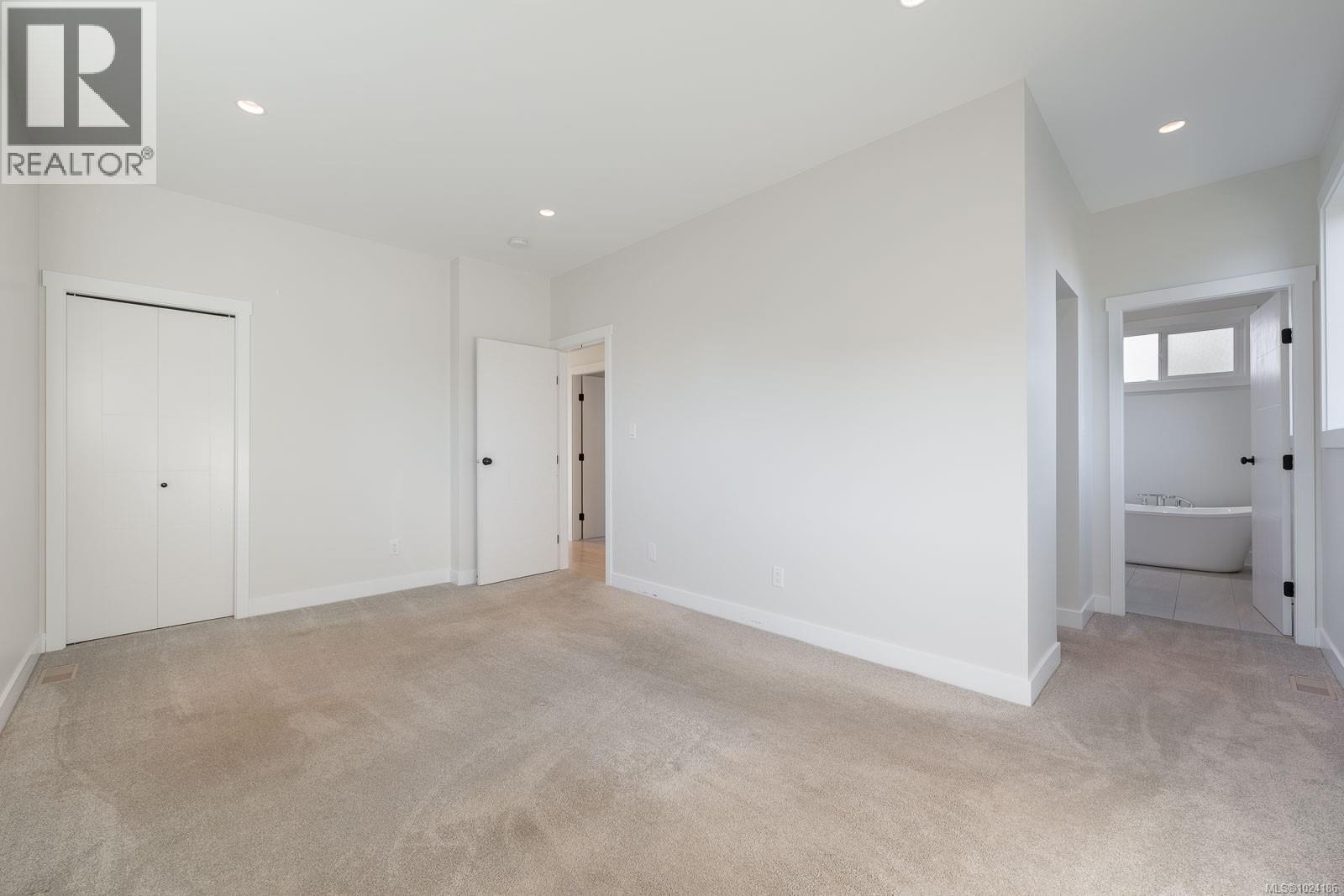 2211 Winfield Dr, Sooke