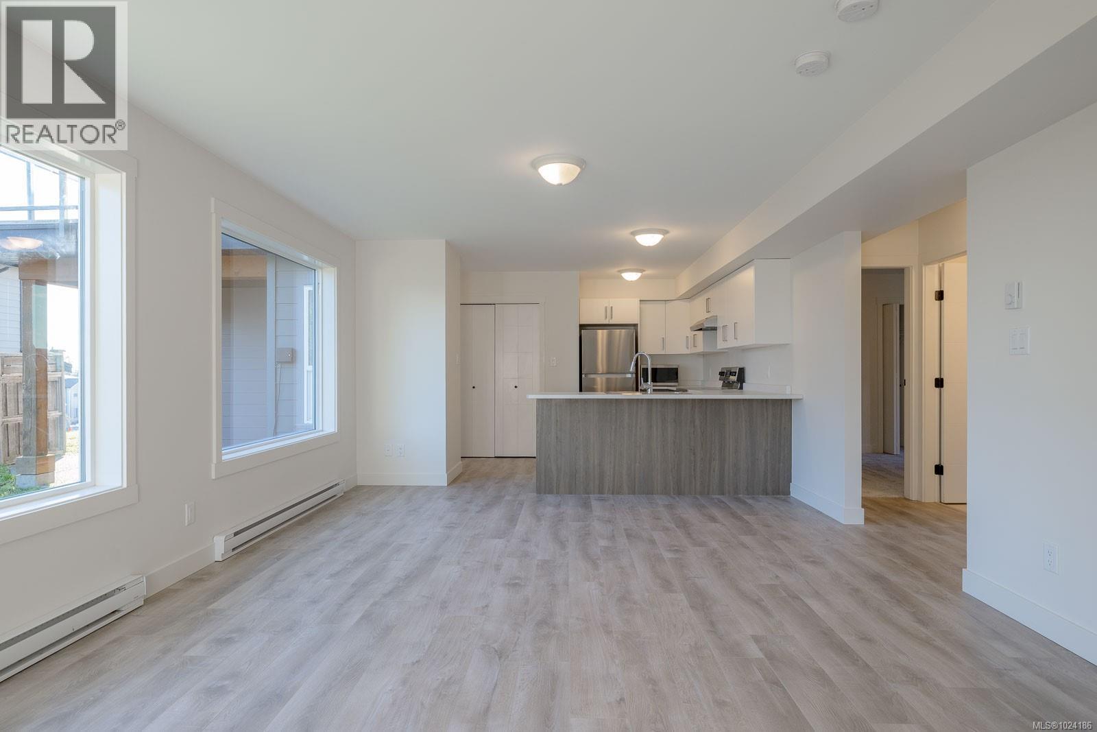 2211 Winfield Dr, Sooke