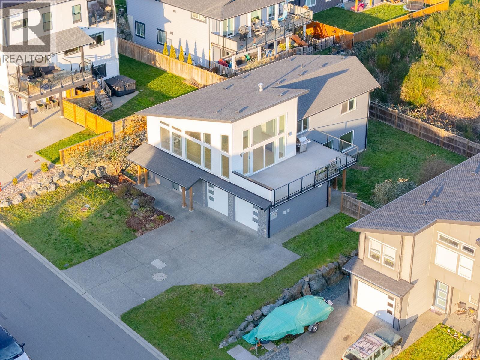 2211 Winfield Dr, Sooke