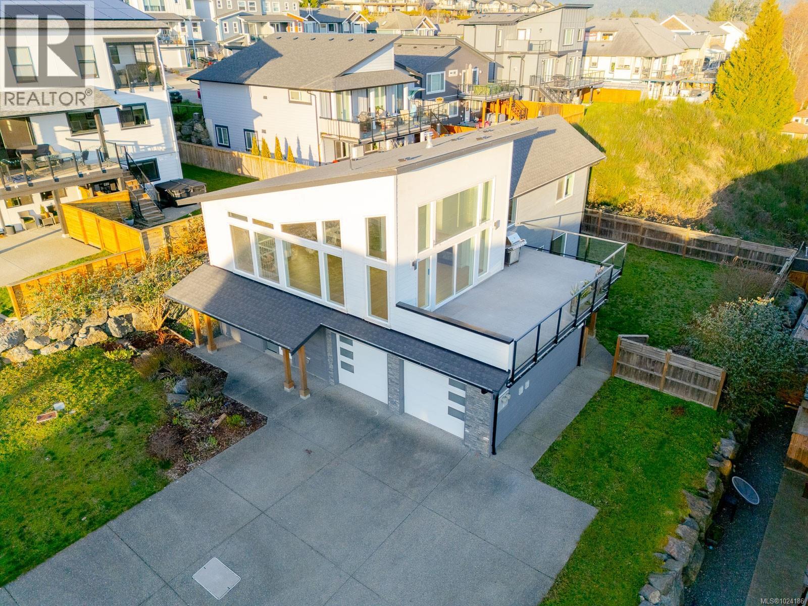 2211 Winfield Dr, Sooke