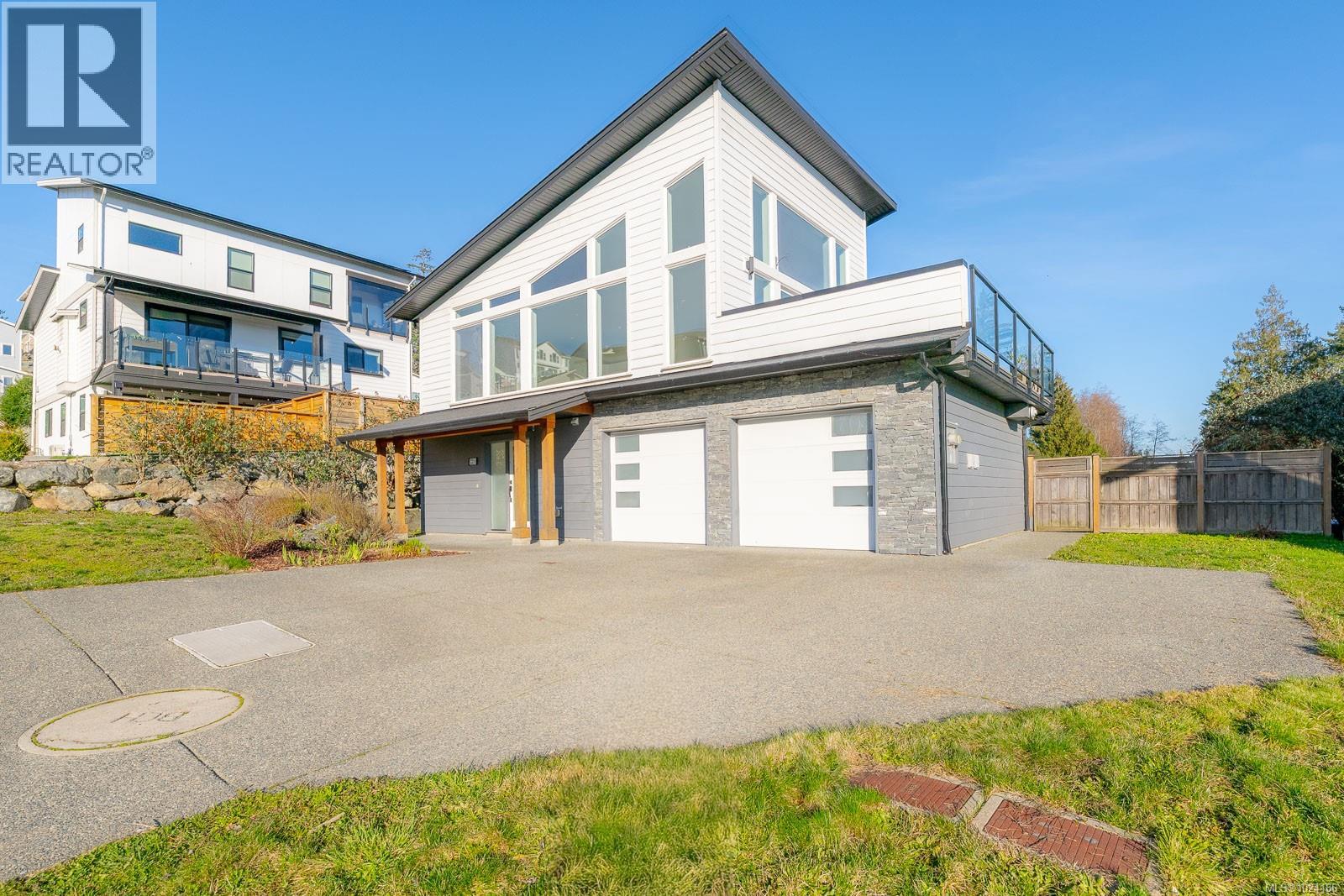 2211 Winfield Dr, Sooke