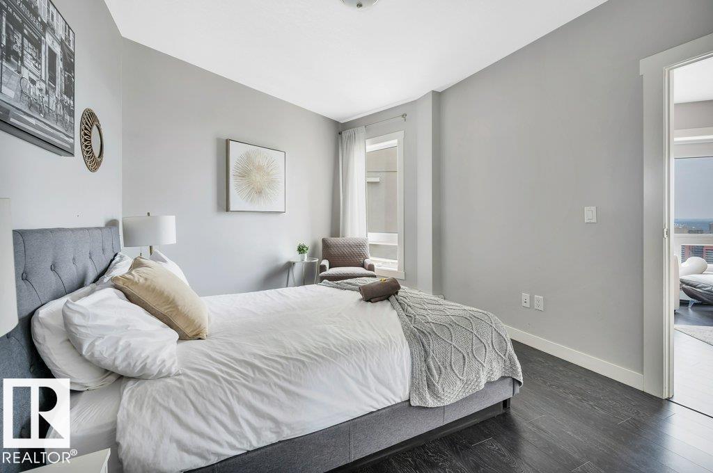 #2107 10226 104 ST NW - 25