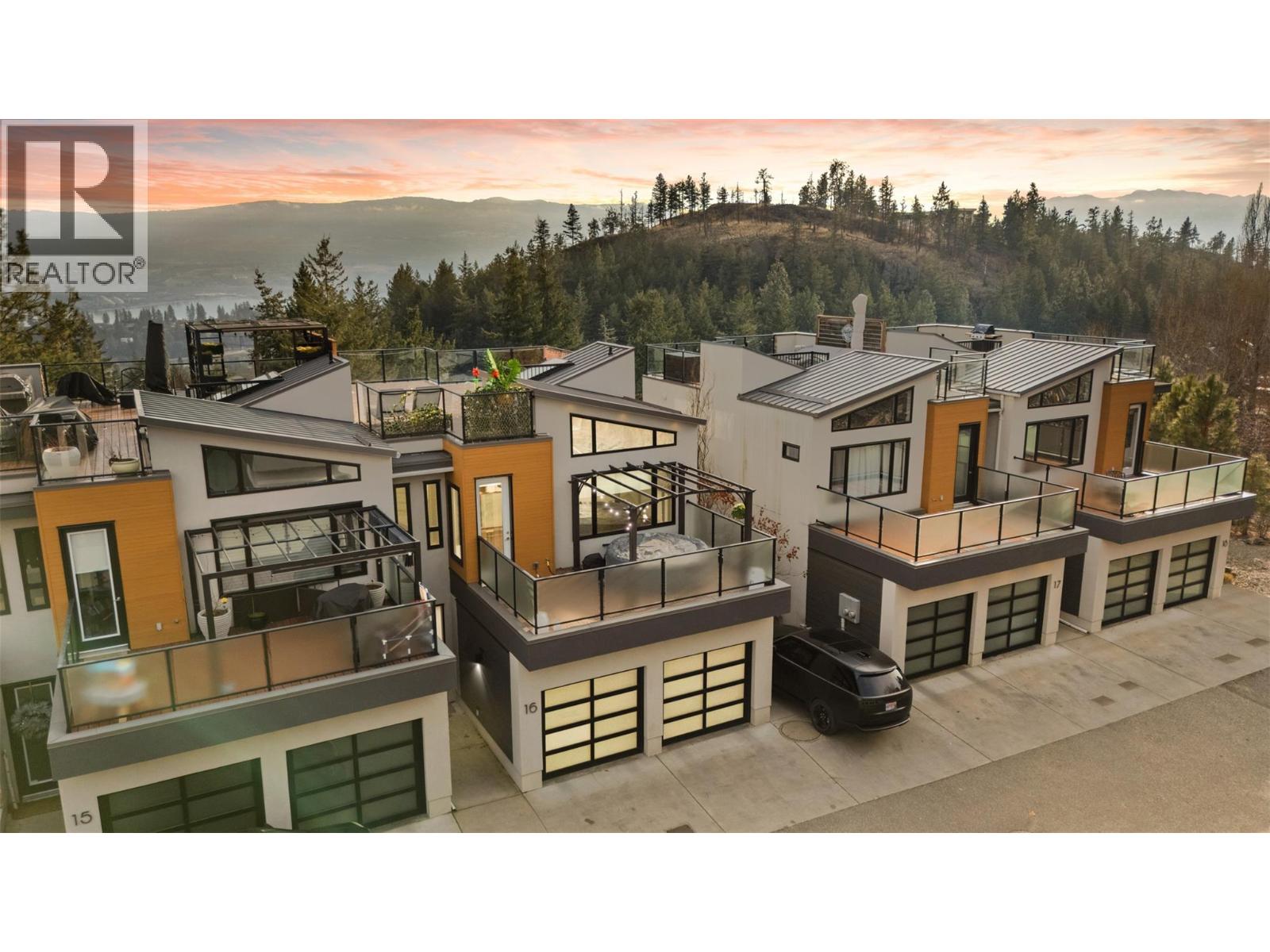 16 1818 Peak Point Court, West Kelowna