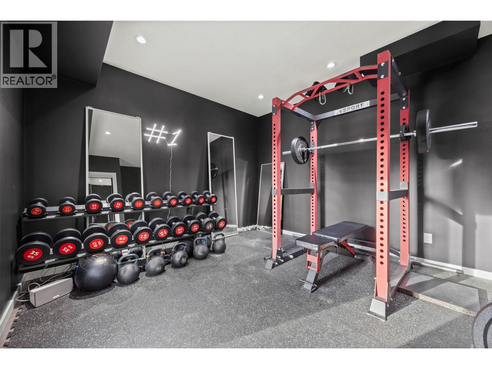 16 1818 Peak Point Court, West Kelowna