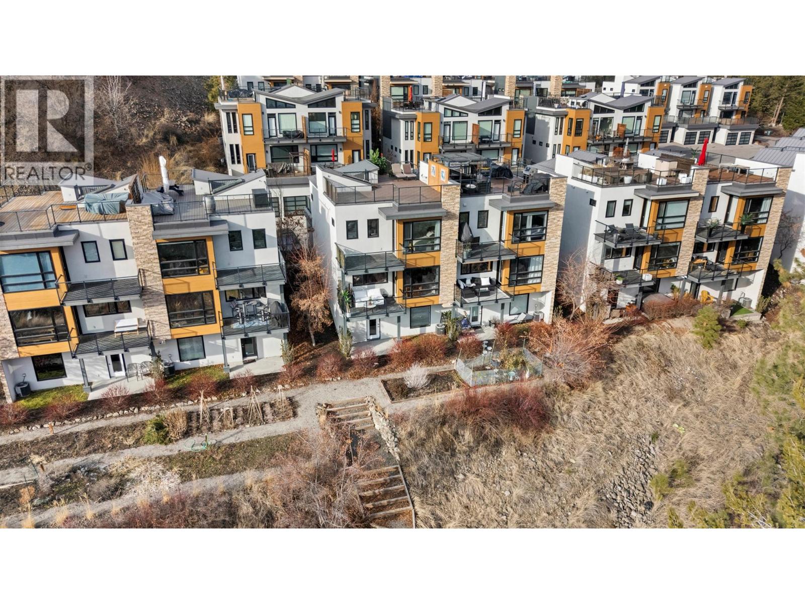 16 1818 Peak Point Court, West Kelowna