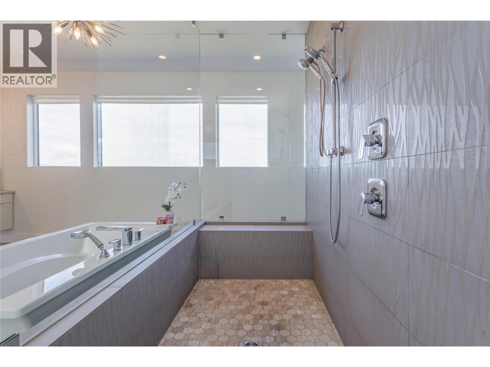  1648 Fawn Run Drive, Kelowna