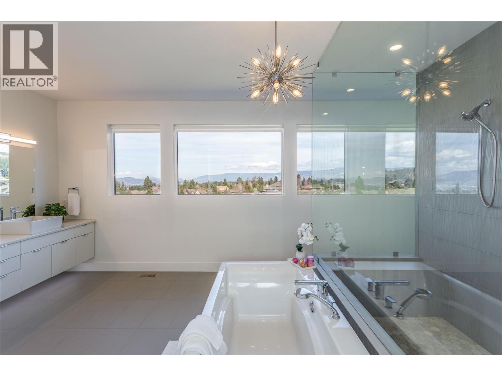  1648 Fawn Run Drive, Kelowna