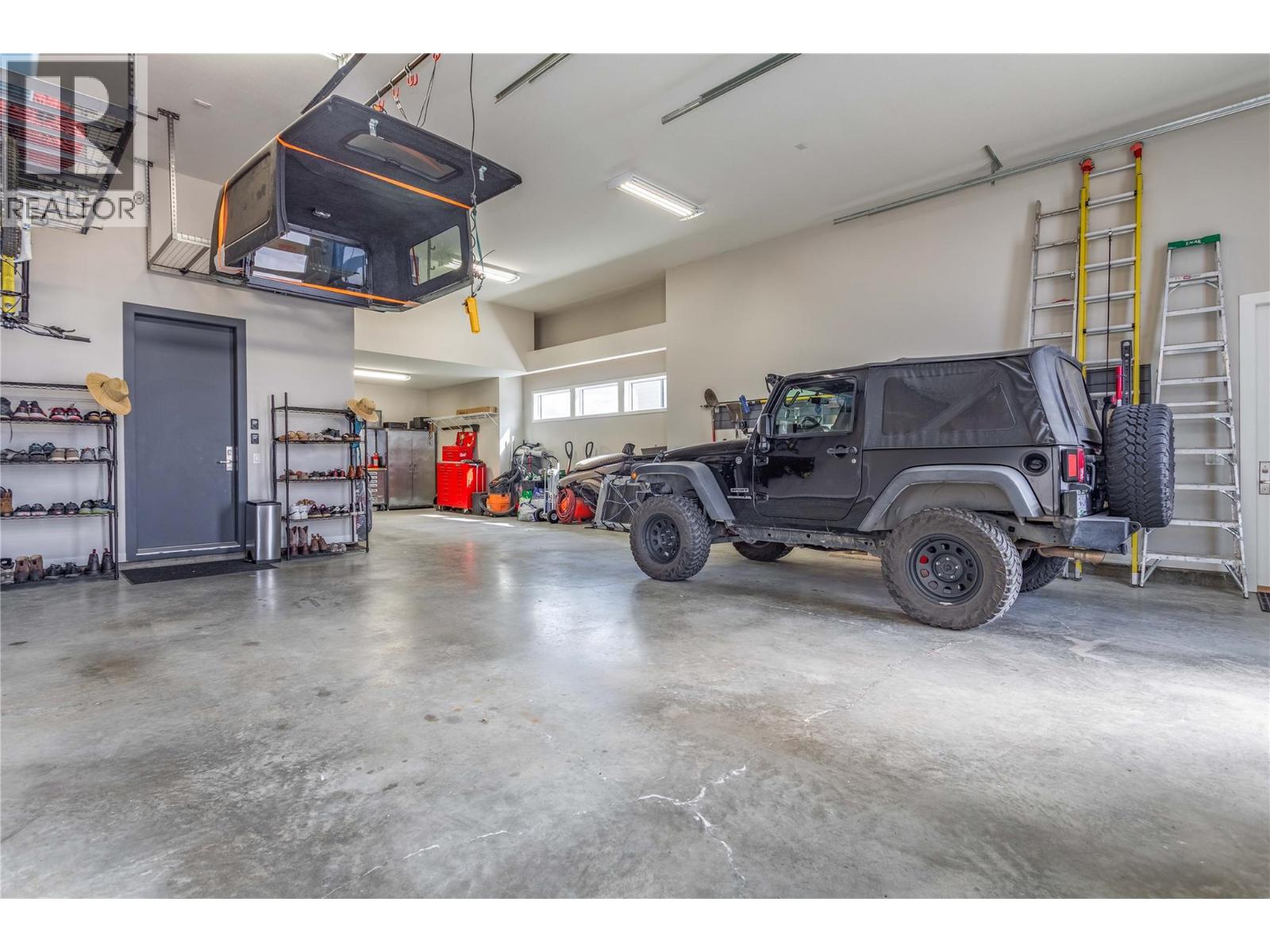  1648 Fawn Run Drive, Kelowna