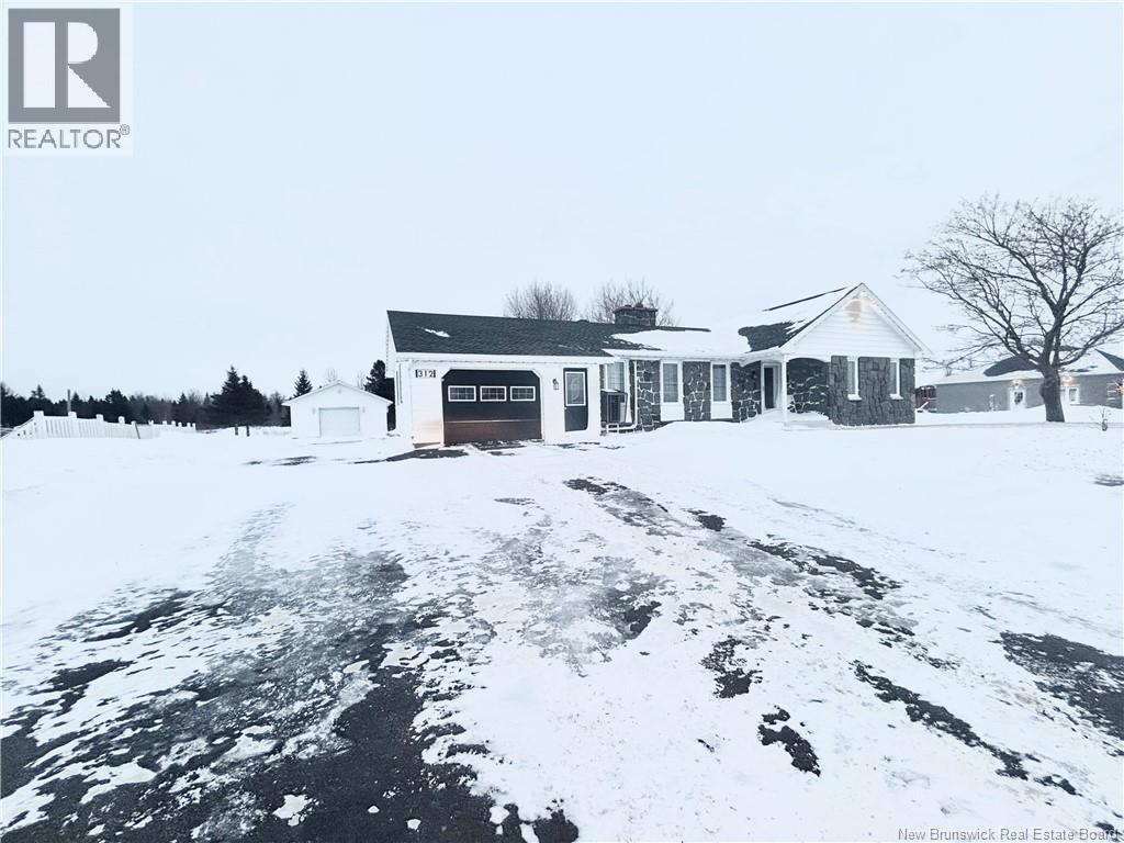 312 St-Pierre E Boulevard - Photo 3 of 43, Caraquet, New Brunswick