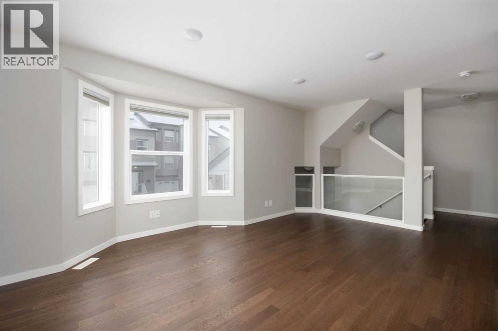 120 Warren Way, Fort McMurray