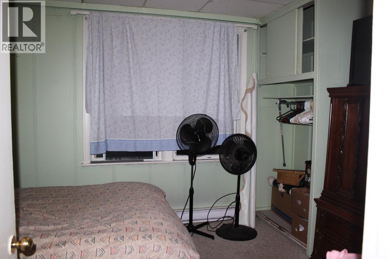  102 1ST Avenue, Nakusp