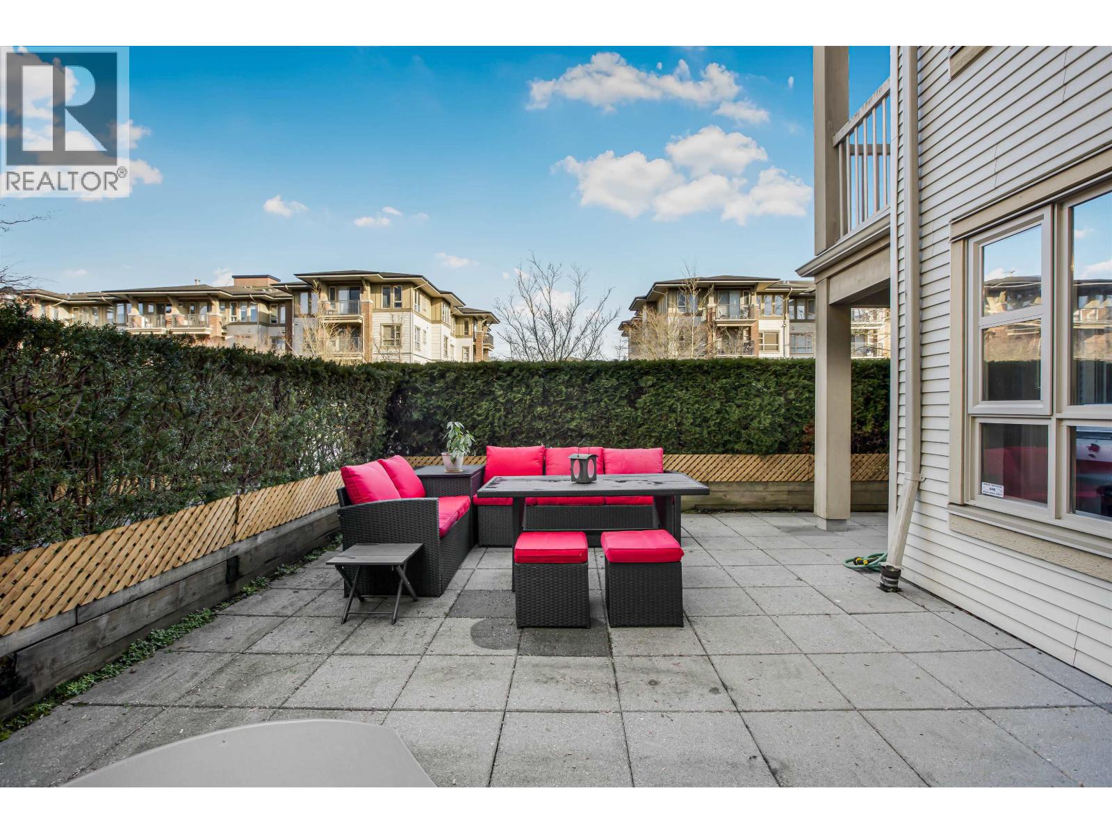 #6101-5117 GARDEN CITY Road, Richmond