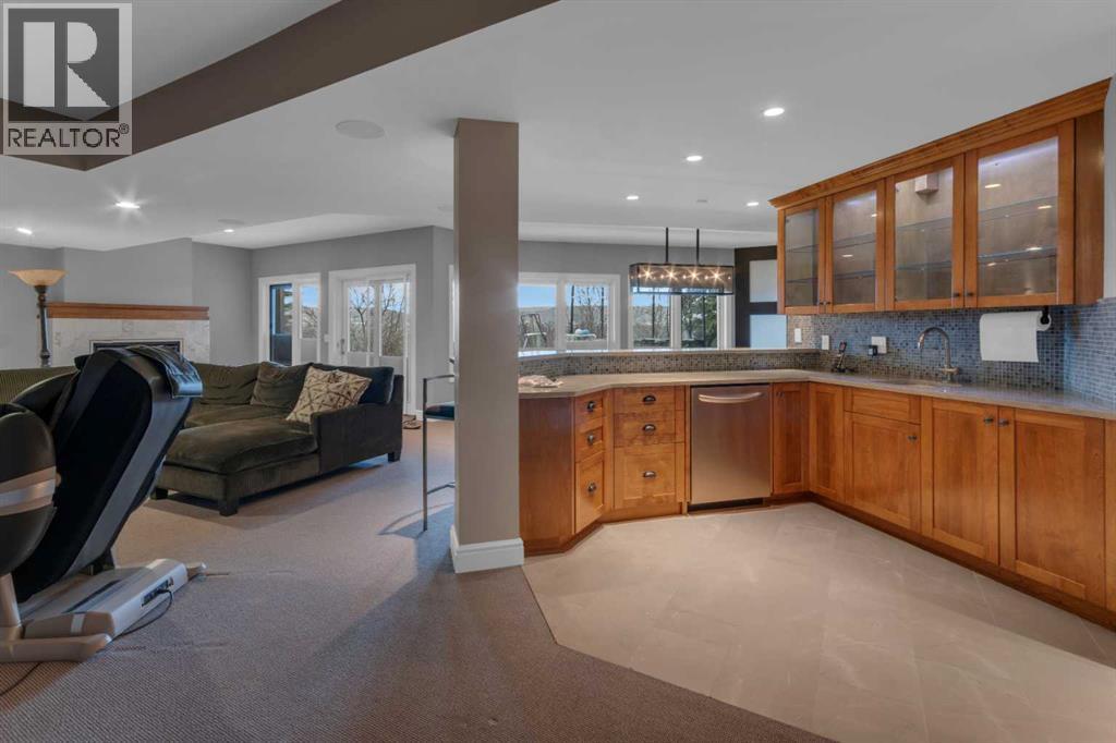 Single Family House for Sale in  Scimitar View NW Scenic Acres Calgary 