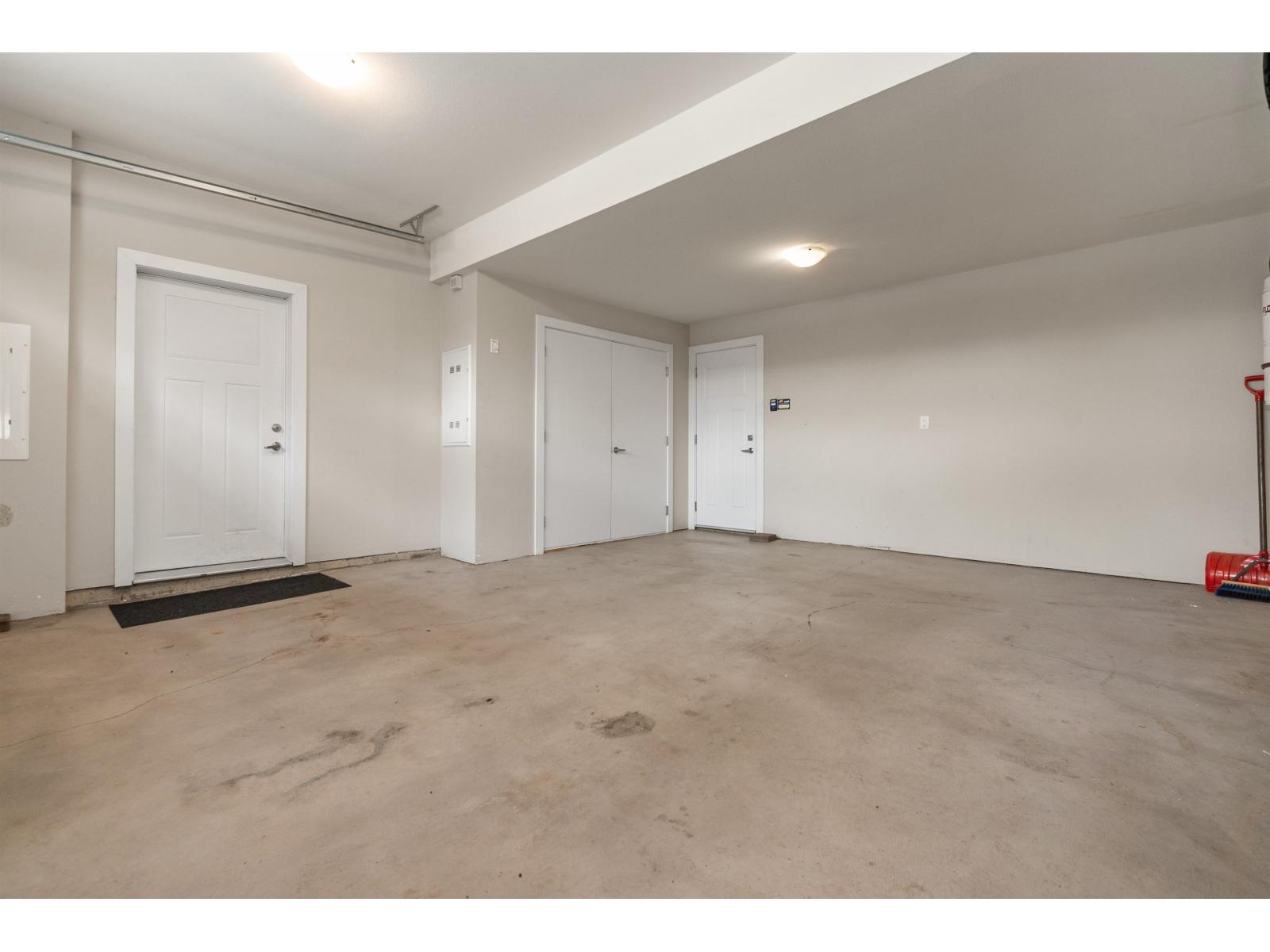 8 45395 SPADINA AVENUE, Chilliwack Proper West, Chilliwack