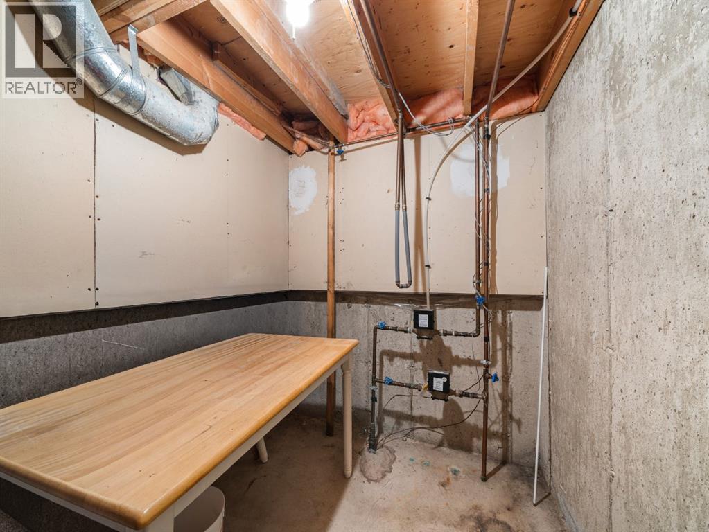 Single Family House for Sale in  Millrise Lane SW Millrise Calgary 