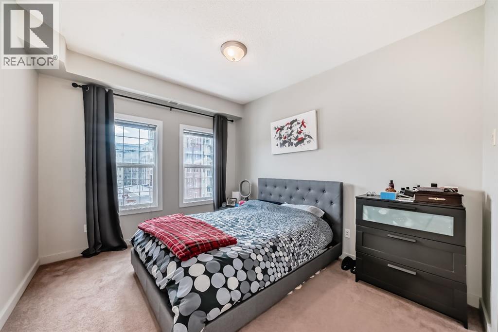 Single Family House for Sale in   Lake Fraser Drive SE Lake Bonavista Calgary 