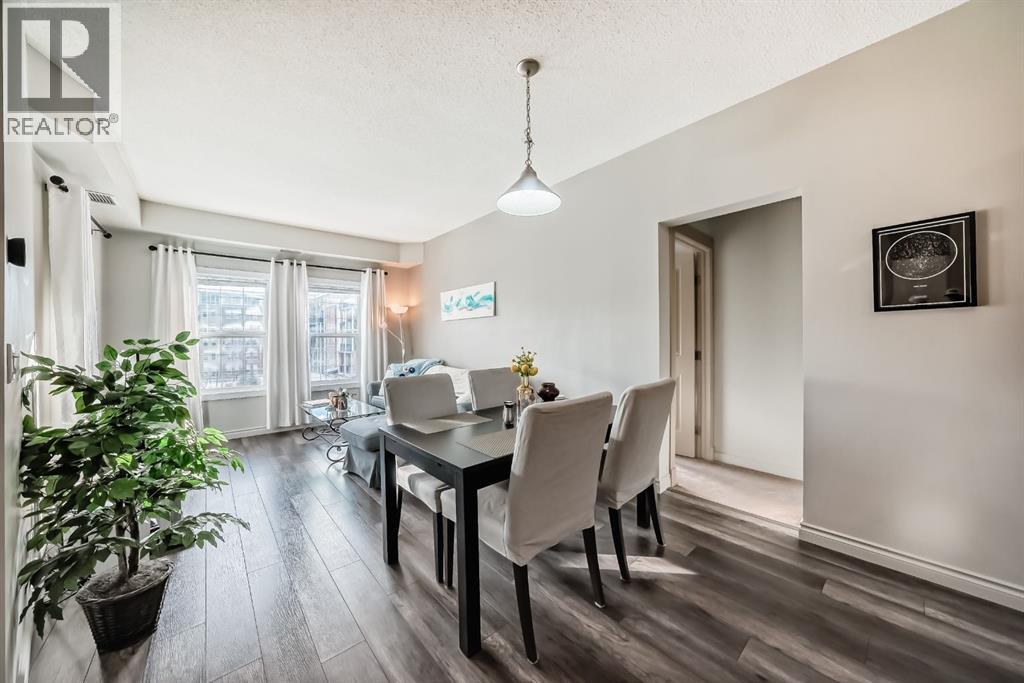 Single Family House for Sale in   Lake Fraser Drive SE Lake Bonavista Calgary 