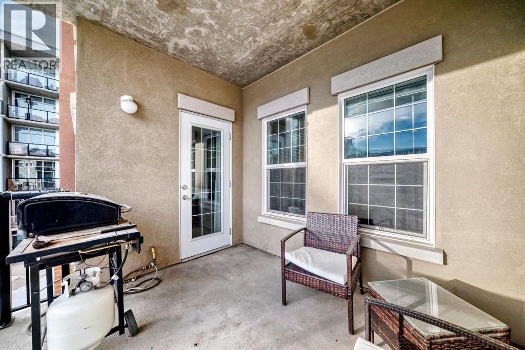 Single Family House for Sale in   Lake Fraser Drive SE Lake Bonavista Calgary 