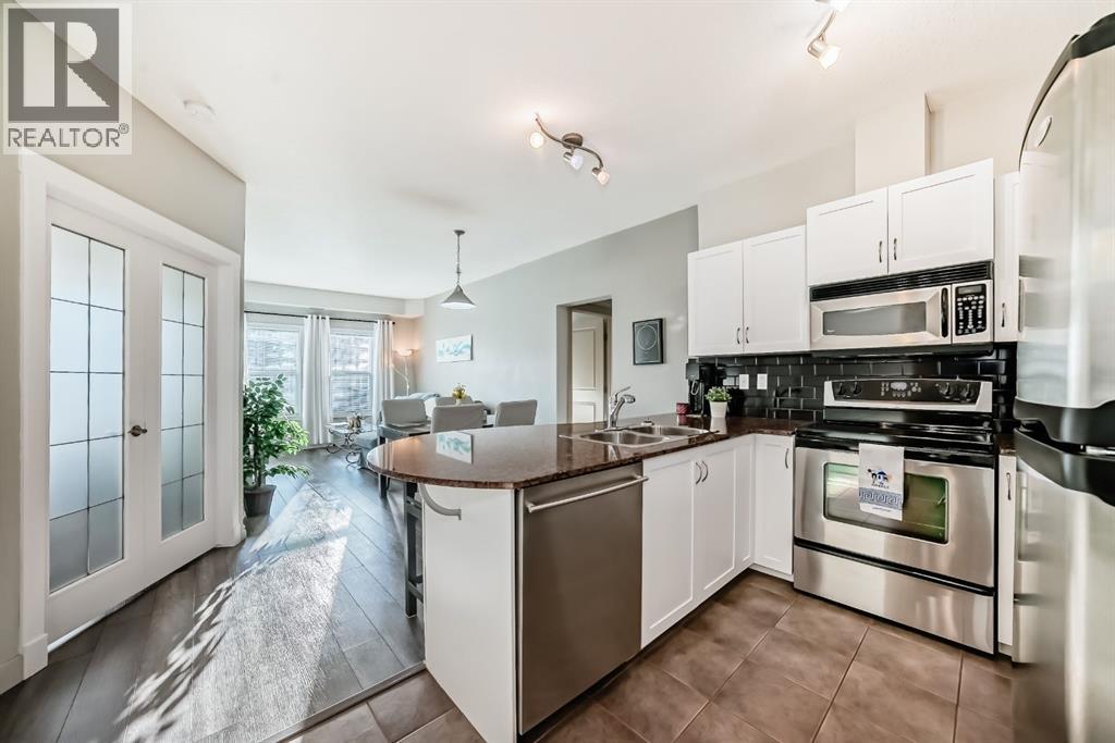 Single Family House for Sale in   Lake Fraser Drive SE Lake Bonavista Calgary 