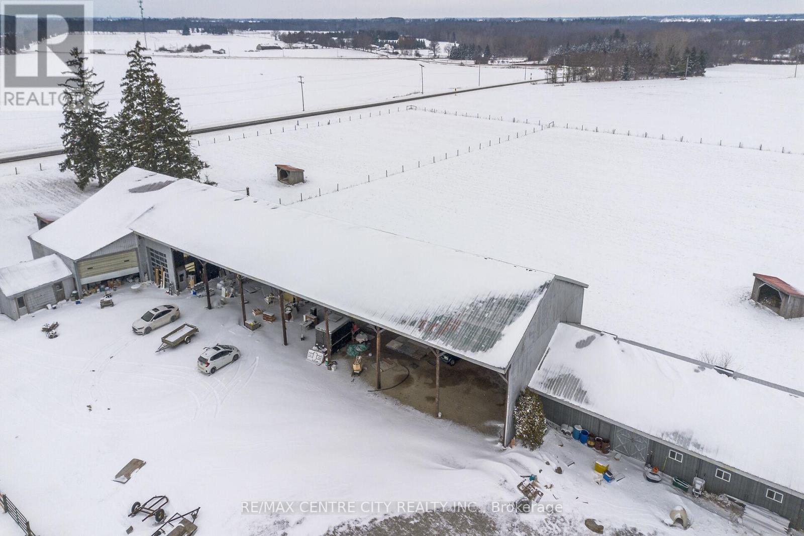 413 ELLIS AVENUE Property Photo